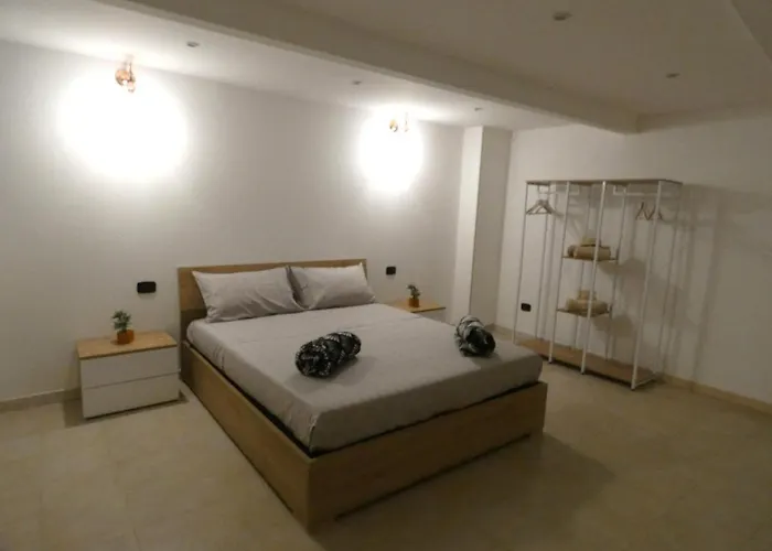 Casa Simonetta Барі